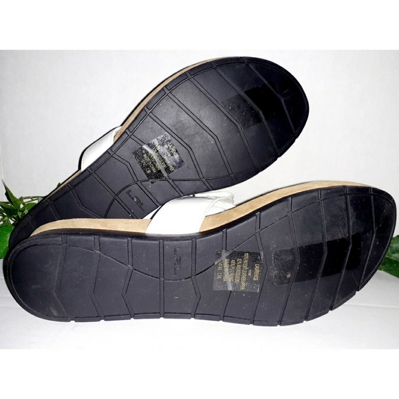 Lauren Ralph Lauren Laurence Sandals - Picture 10 of 16